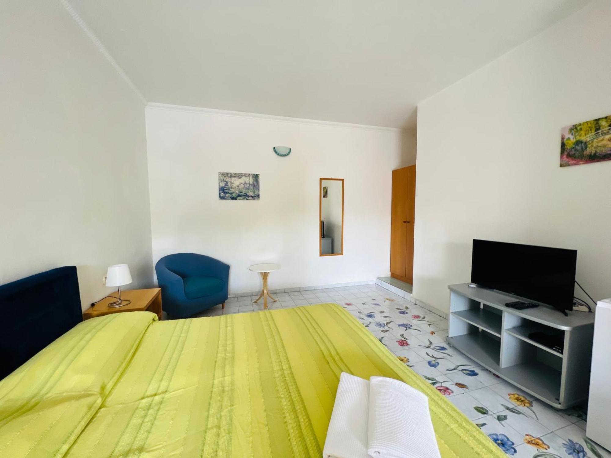 Forio di Ischia Villa Thomas Bb Conduzione Familiare חדר תמונה