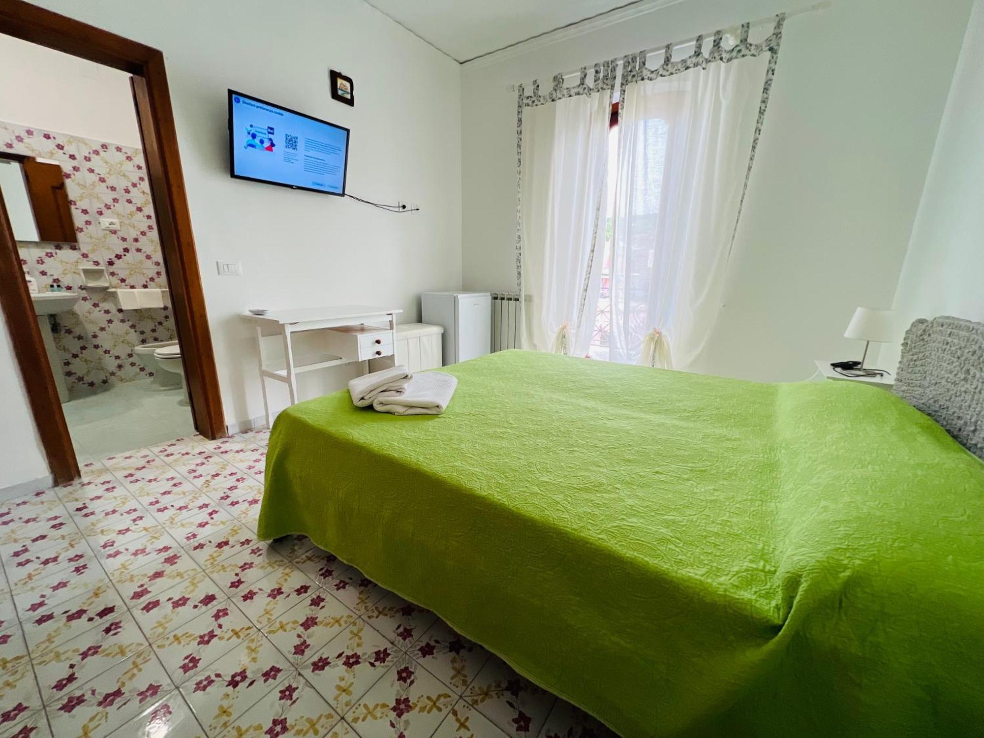 Forio di Ischia Villa Thomas Bb Conduzione Familiare חדר תמונה