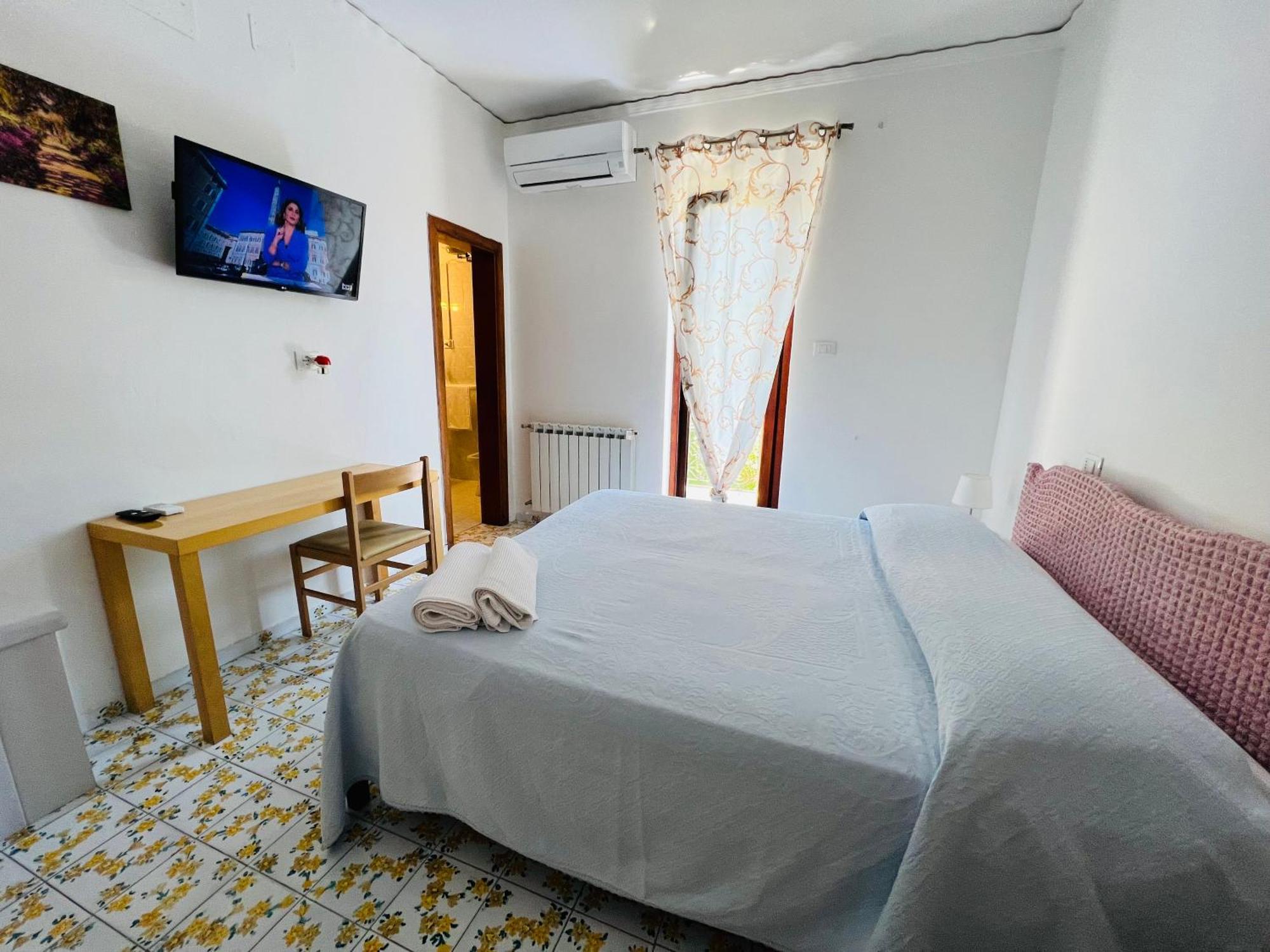 Forio di Ischia Villa Thomas Bb Conduzione Familiare מראה חיצוני תמונה