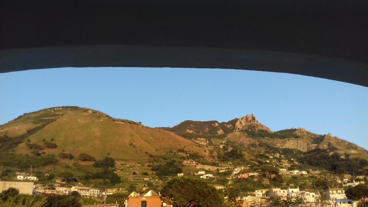 Forio di Ischia Villa Thomas Bb Conduzione Familiare מראה חיצוני תמונה